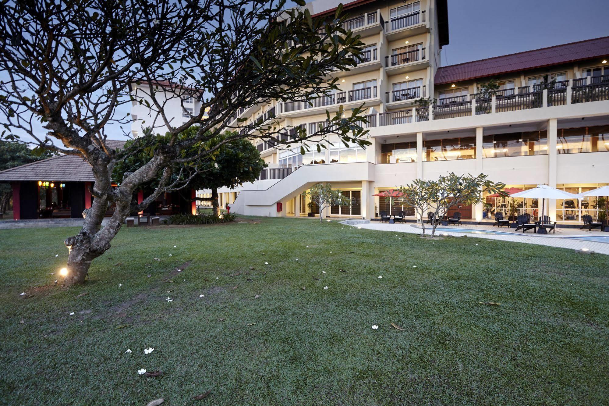 Hotel Turyaa Kalutara Exterior foto